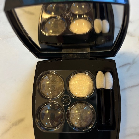 Chanel Les 4 Ombres 334 Modern Glamour, New - Picture 2 of 7